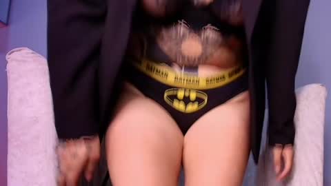 Ariia sweett online show from May 8, 2026, 4:18 am
