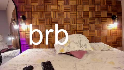 Snapshot of ariiaa_1 chatting on February 19, 2025, 11:04 pm ARIANNA online show from February 19, 2025, 11:04 pm