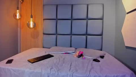 ARIANA   online show from September 13, 2025, 12:38 pm