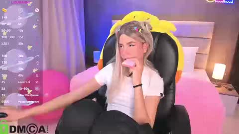 Ari  online show from September 8, 2025, 9:36 pm