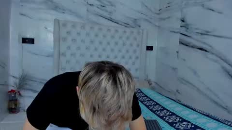 celina online show from October 3, 2025, 8:28 pm