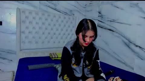 celina online show from November 25, 2025, 1:44 pm