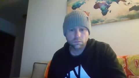 Snapshot of aristaeus33 chatting on November 9, 2025, 9:18 am aristaeus33 online show from November 9, 2025, 9:18 am