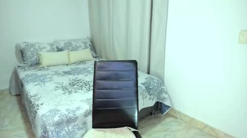 aristena_01 online show from May 10, 2026, 1:44 am