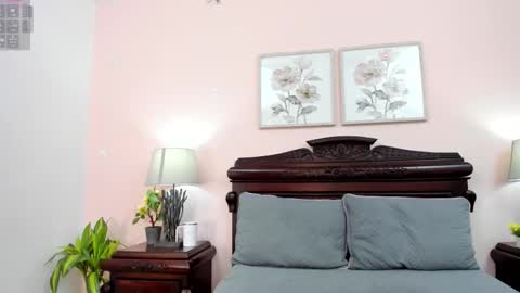 Ari  online show from March 25, 2026, 12:33 pm