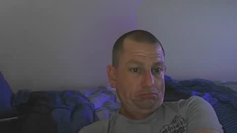 Snapshot of arizona222222 chatting on April 5, 2026, 2:14 pm luv2benawty online show from April 5, 2026, 2:14 pm