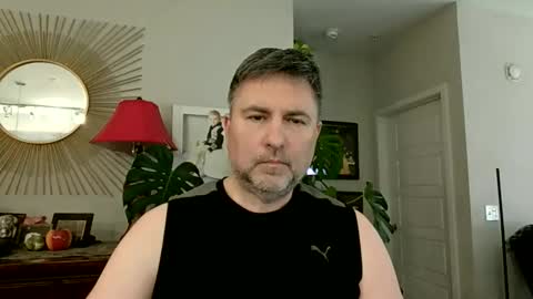 arizona85013 online show from February 9, 2026, 5:39 pm