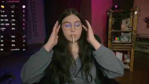 Astrid online show from April 24, 2026, 1:57 pm