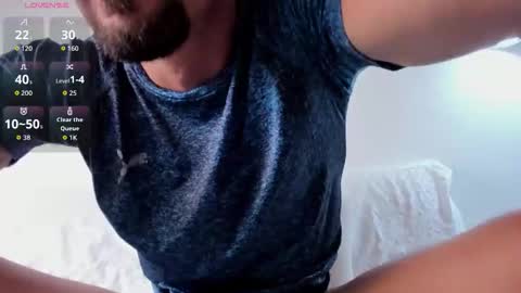 Snapshot of arleymoren chatting on April 3, 2026, 11:03 pm Arley Moren online show from April 3, 2026, 11:03 pm