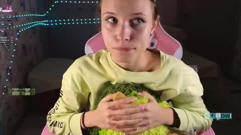 armurra online show from November 17, 2025, 3:07 pm