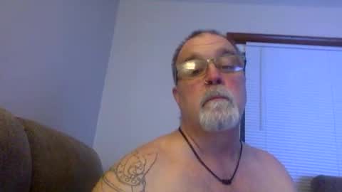 armyguy5311 online show from April 9, 2026, 6:19 am