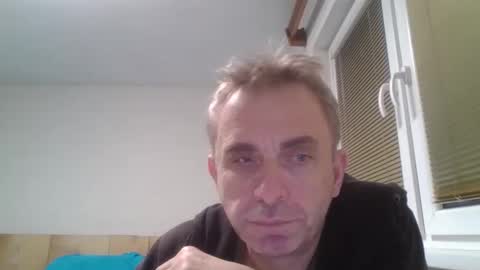 aromannn online show from December 16, 2025, 4:45 pm