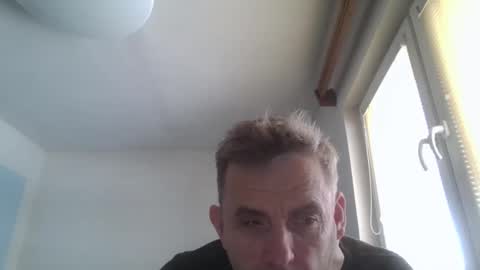 Snapshot of aromannn chatting on February 21, 2026, 9:43 am aromannn online show from February 21, 2026, 9:43 am