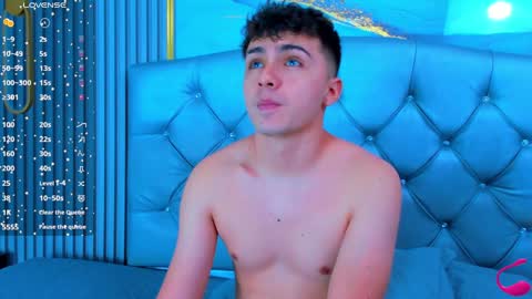 Snapshot of aron__cooper chatting on December 27, 2024, 9:43 pm aron__cooper online show from December 27, 2024, 9:43 pm