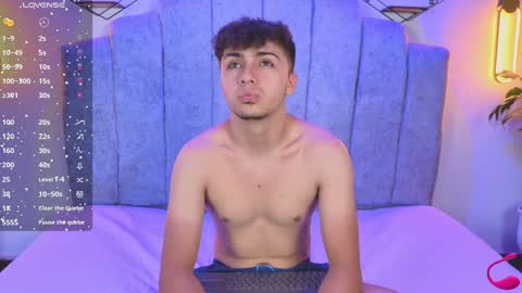 Snapshot of aron__cooper chatting on February 2, 2025, 1:45 am aron__cooper online show from February 2, 2025, 1:45 am