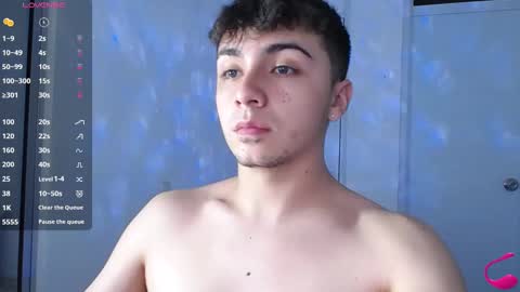 Snapshot of aron__cooper chatting on March 11, 2025, 12:22 am aron__cooper online show from March 11, 2025, 12:22 am