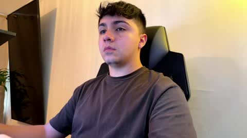 aron__cooper online show from May 24, 2026, 3:39 pm