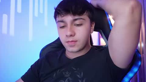 aron__cooper online show from June 14, 2026, 1:25 am