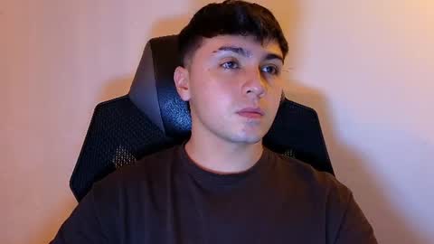 aron__cooper online show from August 2, 2026, 5:50 am
