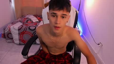Aaron online show from May 4, 2026, 10:17 pm