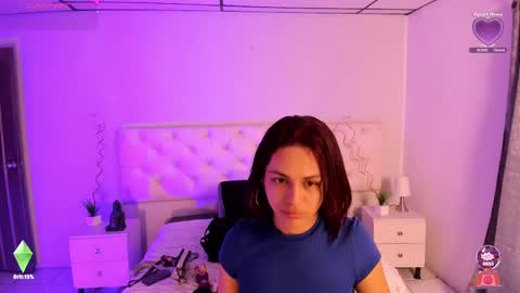 Aron cruz  online show from September 14, 2025, 1:54 pm