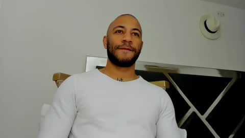 ILIA online show from September 15, 2025, 11:43 am