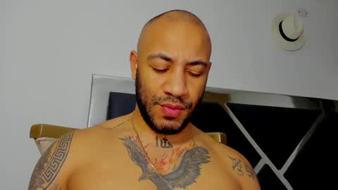 ILIA online show from September 18, 2025, 4:31 pm