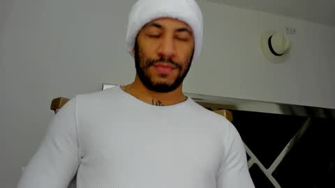 ILIA online show from October 1, 2025, 6:41 am