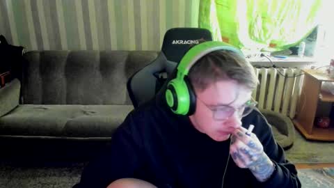 Snapshot of aron_neall chatting on October 1, 2025, 7:36 am biggest penis online show from October 1, 2025, 7:36 am