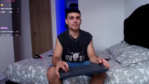 Aron Santoro online show from December 18, 2025, 8:26 pm