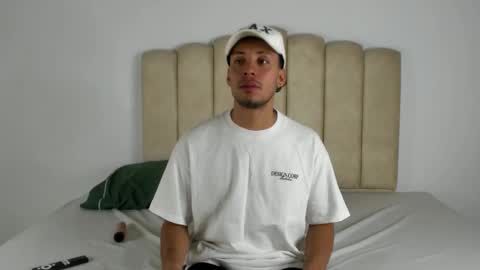 Snapshot of aroncooper1 chatting on October 5, 2025, 9:07 am aron cooper online show from October 5, 2025, 9:07 am