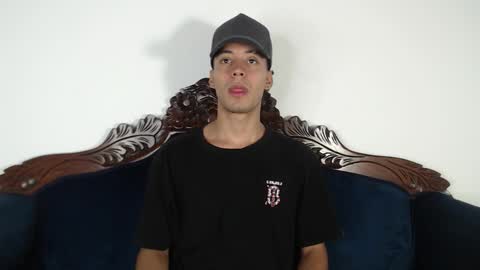 Snapshot of aroncooper1 chatting on November 10, 2025, 5:06 am aron cooper online show from November 10, 2025, 5:06 am