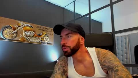 AronGrant online show from October 8, 2025, 9:07 am