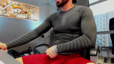 AronGrant online show from January 7, 2026, 10:07 am