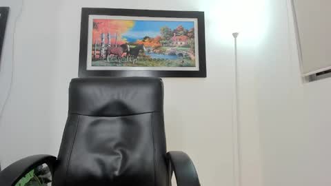   online show from December 7, 2024, 11:45 pm