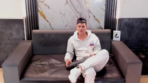 Snapshot of aroon_sexx21 chatting on May 15, 2026, 3:57 am Aroon online show from May 15, 2026, 3:57 am