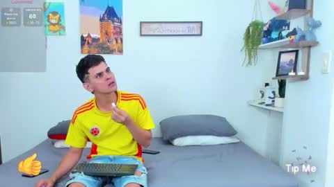 Snapshot of aroon_sexx21 chatting on August 2, 2026, 2:32 am Aroon online show from August 2, 2026, 2:32 am