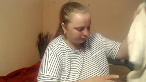 Arriana online show from June 20, 2026, 2:25 am