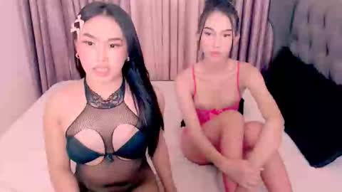 Snapshot of arriane_pleasure chatting on May 17, 2026, 9:28 am arriane_pleasure online show from May 17, 2026, 9:28 am
