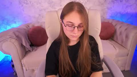 Snapshot of arrinawair chatting on October 2, 2025, 2:13 pm arrinawair online show from October 2, 2025, 2:13 pm