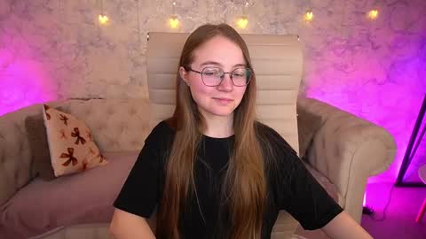arrinawair online show from May 7, 2026, 7:25 am