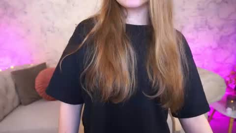 arrinawair online show from June 25, 2026, 7:13 am
