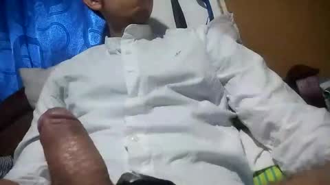 arrymarcelo30 online show from January 13, 2026, 1:22 am