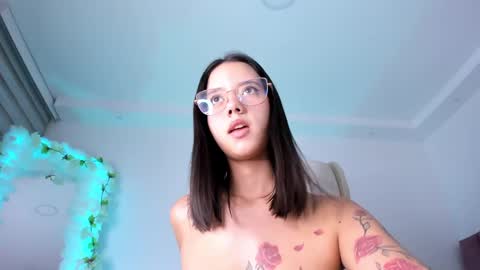 Snapshot of artbelia chatting on March 1, 2025, 5:09 am Lia Rose online show from March 1, 2025, 5:09 am