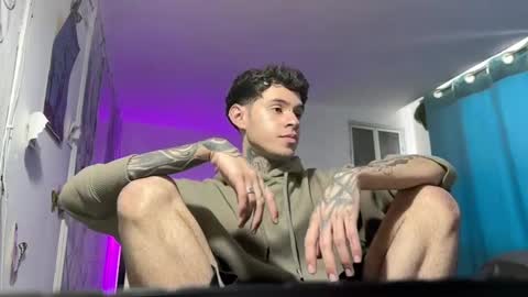   online show from December 24, 2024, 10:55 am