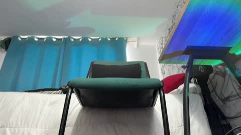   online show from January 3, 2025, 9:05 pm