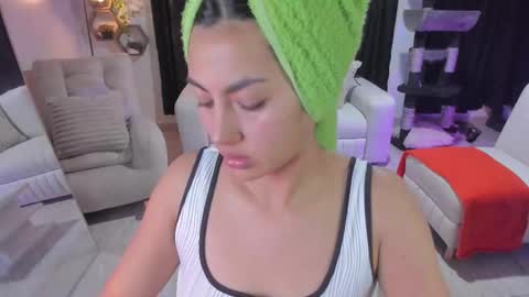 Snapshot of artemis_020 chatting on November 15, 2025, 2:09 am FENIX online show from November 15, 2025, 2:09 am