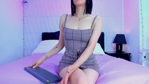 Snapshot of artemisa_leon chatting on January 15, 2025, 3:11 am artemisa_leon online show from January 15, 2025, 3:11 am