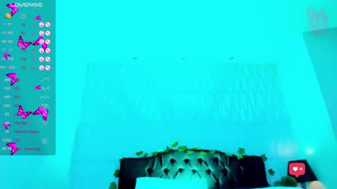 Snapshot of artemisa_leon chatting on February 17, 2025, 11:23 am artemisa_leon online show from February 17, 2025, 11:23 am