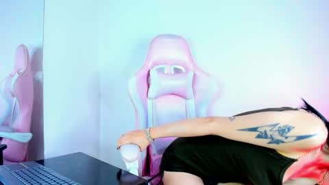 Snapshot of artemisa_leon chatting on September 11, 2025, 6:02 am artemisa_leon online show from September 11, 2025, 6:02 am